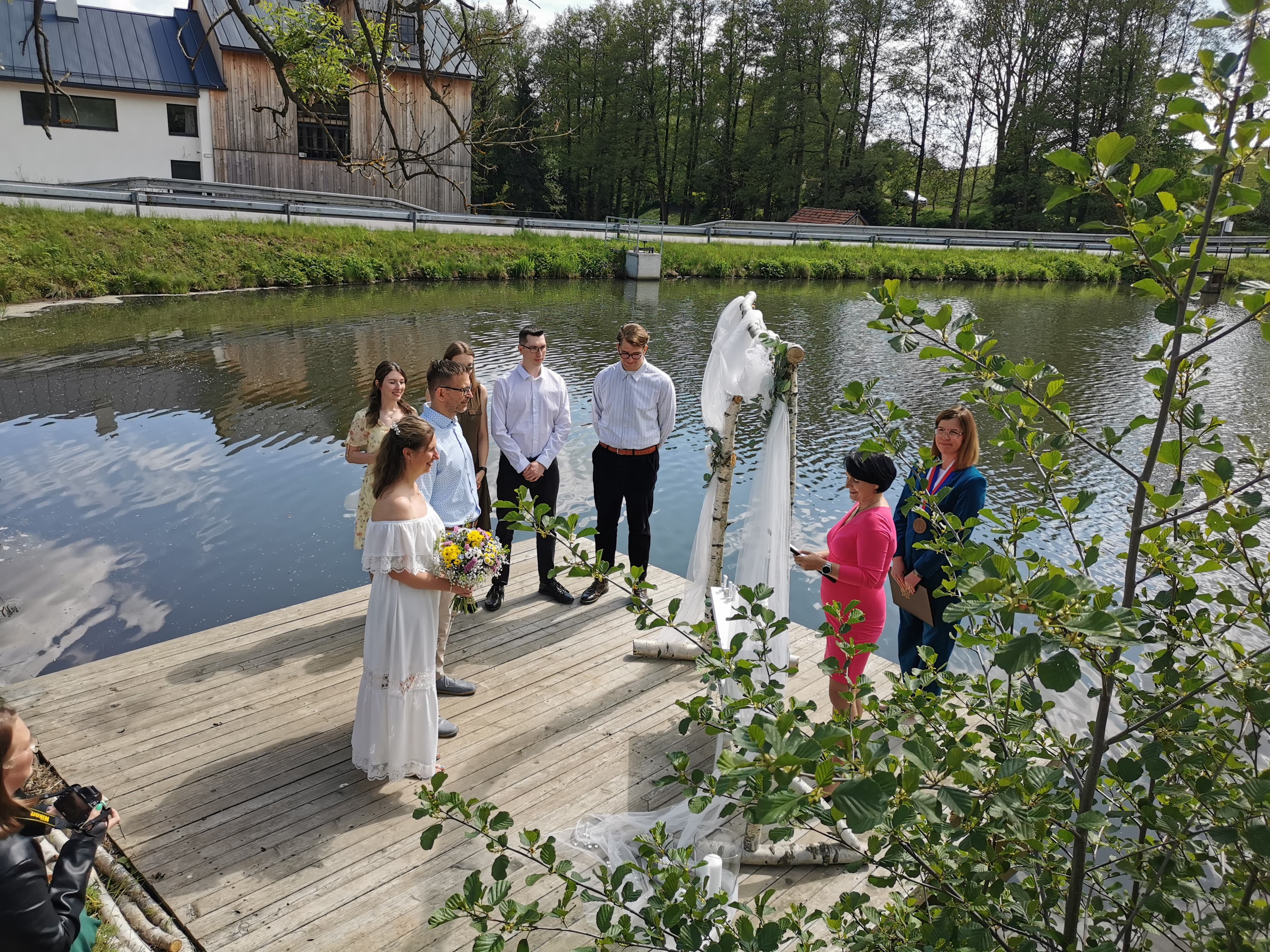 Gallery image 3 of 8